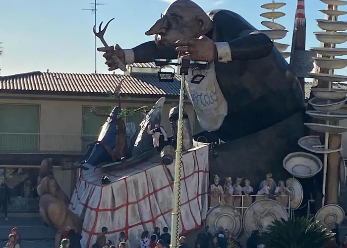 Konukevi Artemare Viareggio